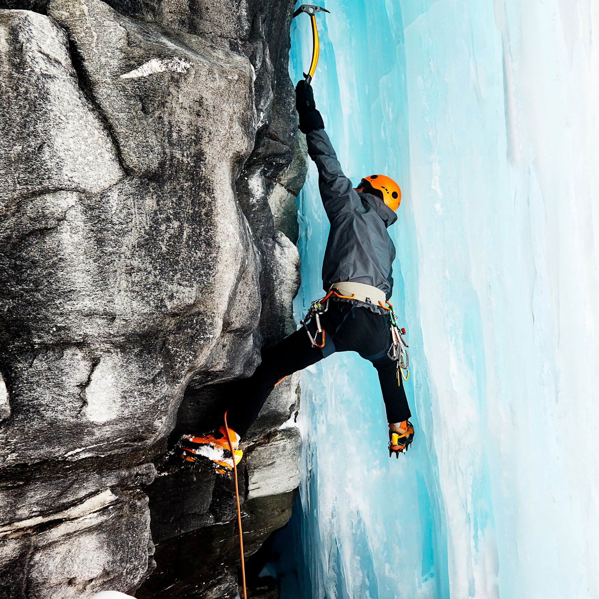 Mixed climbing on ice and rock