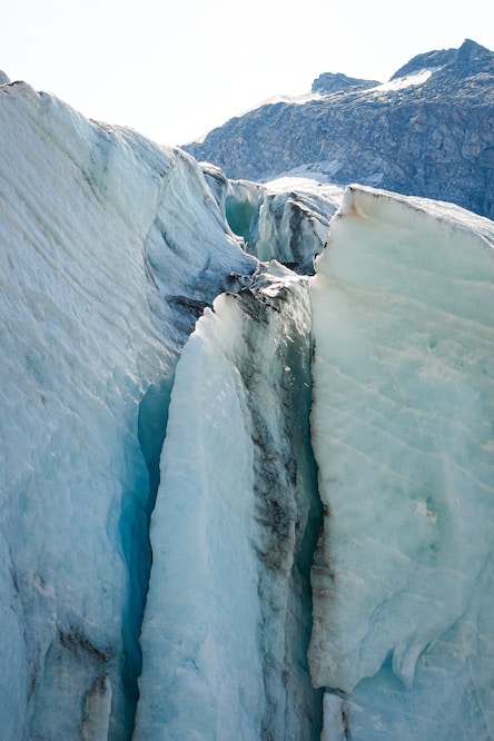 Crevasse climbing